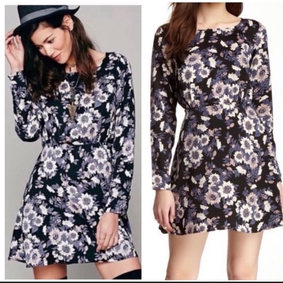 Free People Dresses & Skirts - Free People Parker Dress Blue Sunflowers Mini